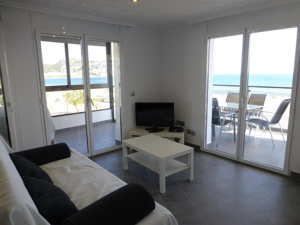 Inmosantos Oasis A5 Apartment Roses Phòng bức ảnh